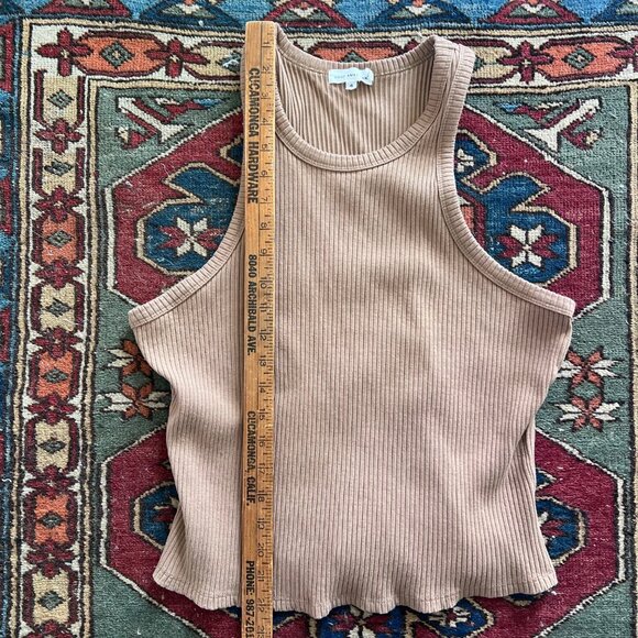 Good American Taupe Brown Ribbed Crop Tank, Womens Size 4 Top Fits Size XL - Picture 3 of 5